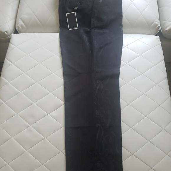 Sean John Men's Classic Fit Black Paisely Tuxedo Suit 48L Jacket 42×32 Pants